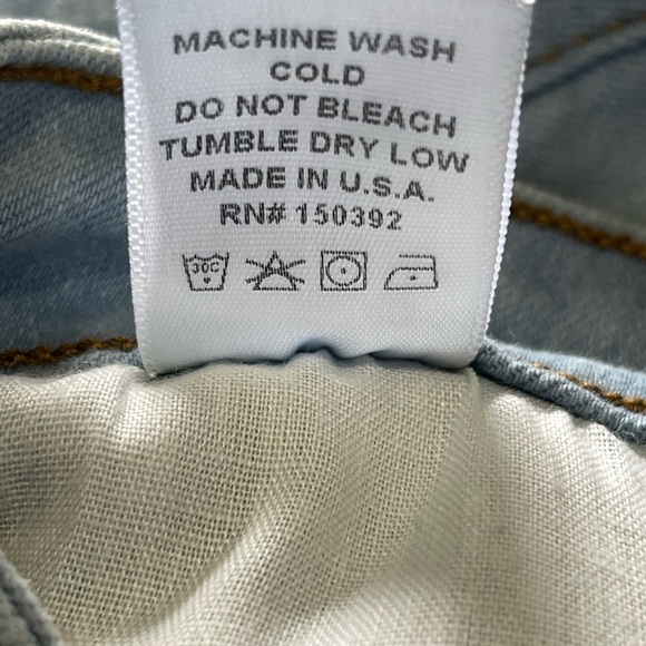 O2 Denim Light Wash Mini Skirt Size M - Picture 9 of 11